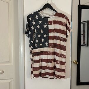 Women’s M patriotic T-shirt by Zenana